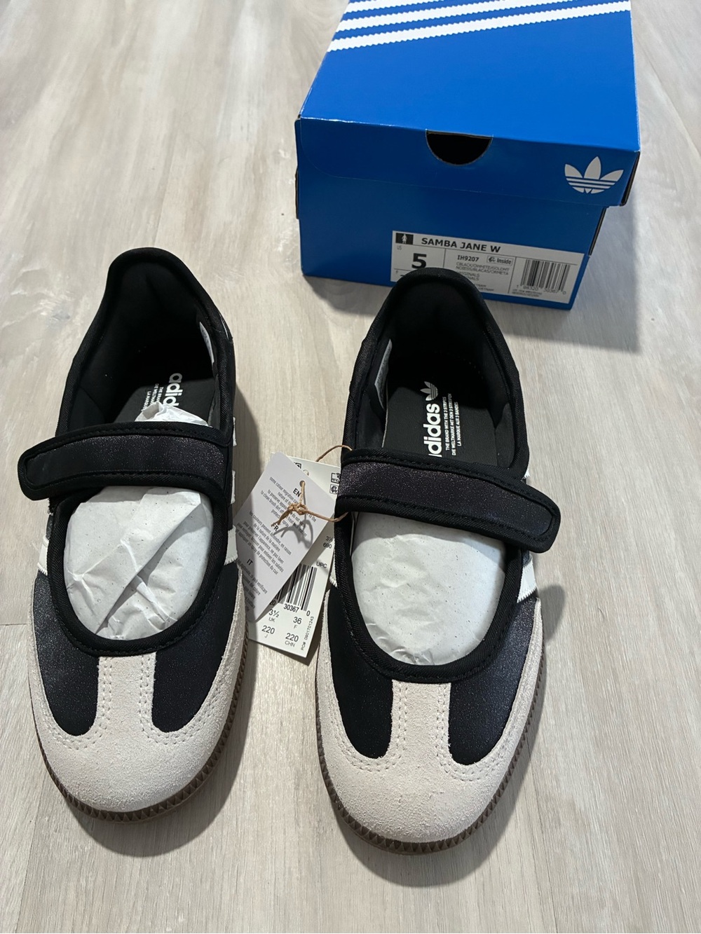 adidas Samba Jane W Black and Cream Velcro Sneakers
